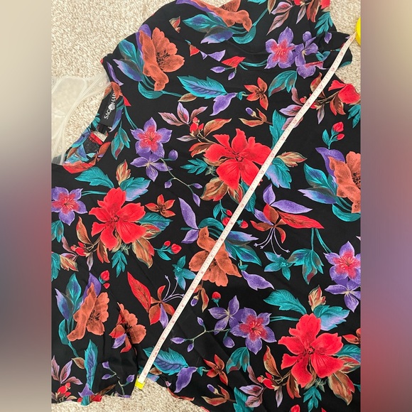 Vintage Sag Harbor Floral Top -Small - Picture 2 of 5